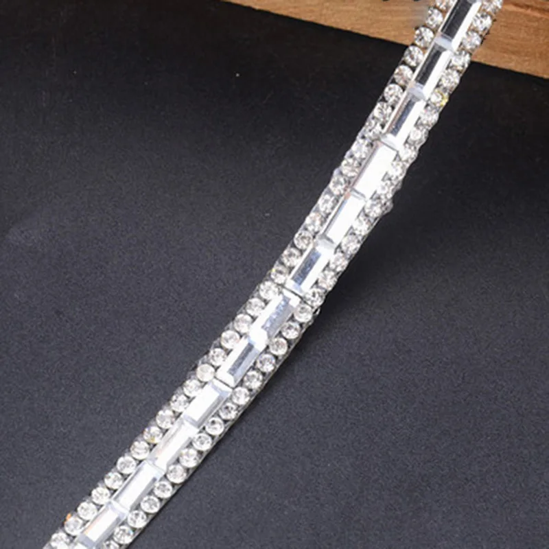 1 Yard Sewing Trim Motif Hot F - Sew On Rhinestone recension och pris